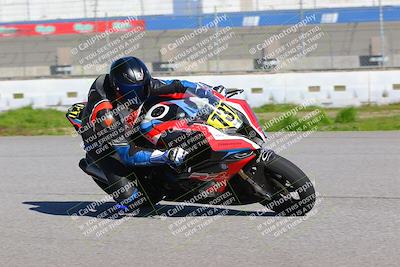 media/Jan-20-2023-Fastrack Riders (Fri) [[f2ad32aba3]]/Private/session 3 turn 9/